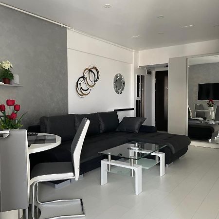 Luxury Westpark 2-Room Apartment Lakeview W5 Bucureşti Eksteriør bilde