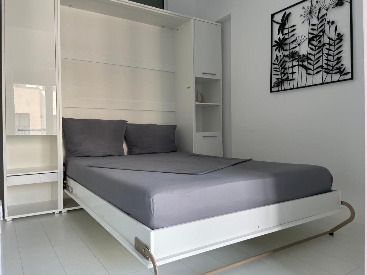 Luxury Westpark 2-Room Apartment Lakeview W5 Bucureşti Eksteriør bilde